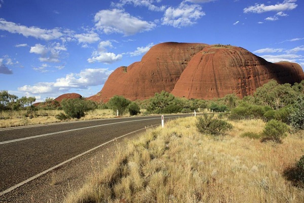 Uluru monolith