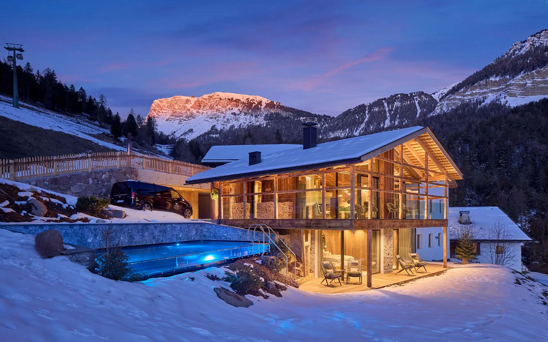 Essential Amenities for the Ultimate Luxury Ski Lodge Experience 