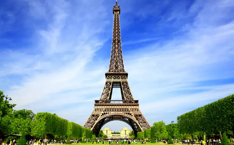 Unveiling the Best of Europe: A 3-Day Paris Tour Package