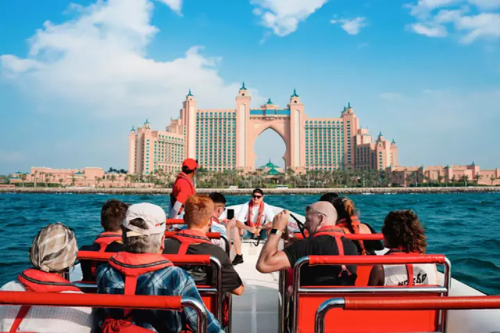 Experience Dubai's Premier Speed Boat Adventures